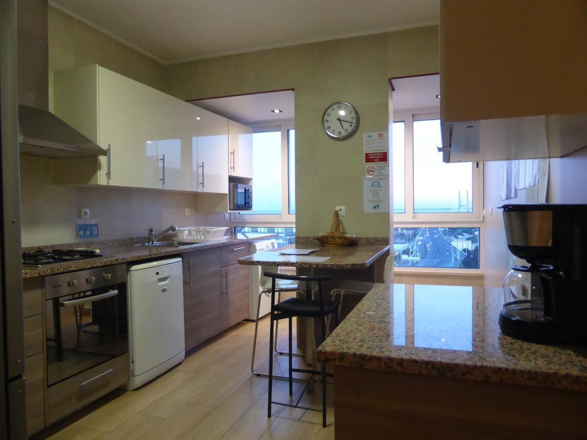 A View To The River Tejo - Sixtyfive Boutique Home Lisboa Extérieur photo