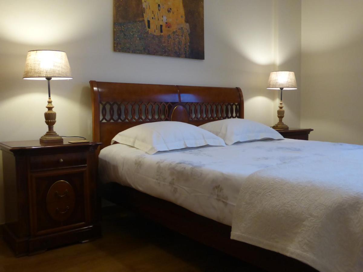 A View To The River Tejo - Sixtyfive Boutique Home Lisboa Extérieur photo