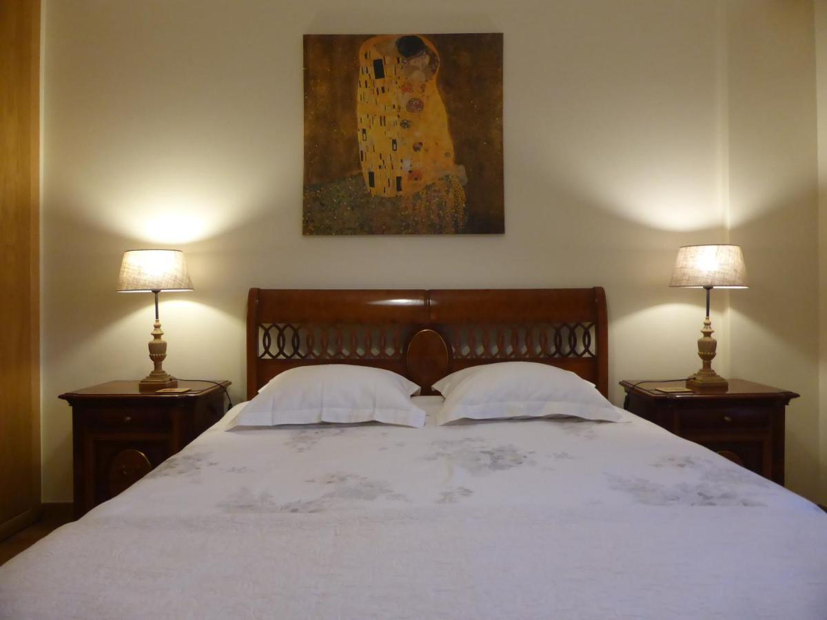 A View To The River Tejo - Sixtyfive Boutique Home Lisboa Extérieur photo